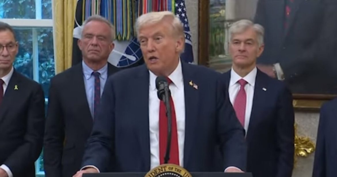 WATCH: Trump Threatens Irreversible Actions if Democrats Force Government Shutdown – “Cutting Things That They Like, Cutting Programs That They Like… We Don’t Want Fraud, Waste and Abuse” WATCH: Trump Threatens Irreversible Actions if Democrats Force Government Shutdown – “Cutting Things That They Like, Cutting Programs That They Like… We Don’t Want Fraud, Waste and Abuse”