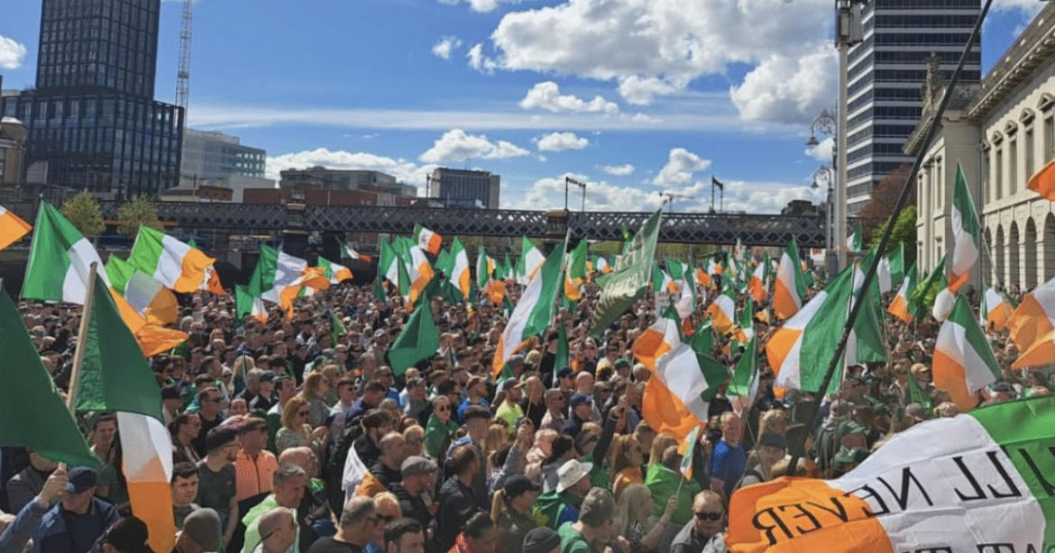 Ireland Offering Up to €10k to Migrant Families to Drop Asylum Claims and Return Home Ireland Offering Up to €10k to Migrant Families to Drop Asylum Claims and Return Home