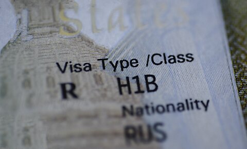 Not Indentured: H‑1B Visa Holders Have Changed Jobs 1.1 Million Times Not Indentured: H‑1B Visa Holders Have Changed Jobs 1.1 Million Times