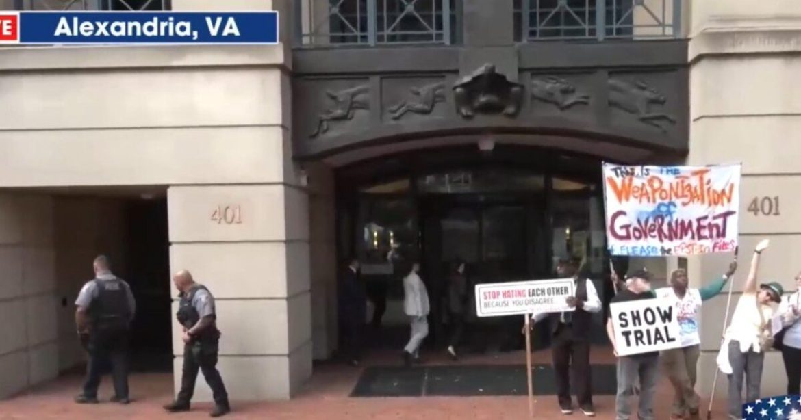 “This Is Bullsh*t!… The System Is Rigged on These Guys’ Side!” – Steve Bannon GOES OFF on Comey’s White Glove Treatment During Arraignment (VIDEO) “This Is Bullsh*t!… The System Is Rigged on These Guys’ Side!” – Steve Bannon GOES OFF on Comey’s White Glove Treatment During Arraignment (VIDEO)