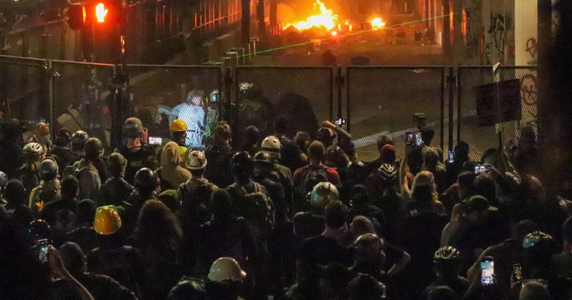 Antifa-Aligned DEMOCRAT Charged With ASSAULTING Federal Officer Outside ICE Facility Antifa-Aligned DEMOCRAT Charged With ASSAULTING Federal Officer Outside ICE Facility