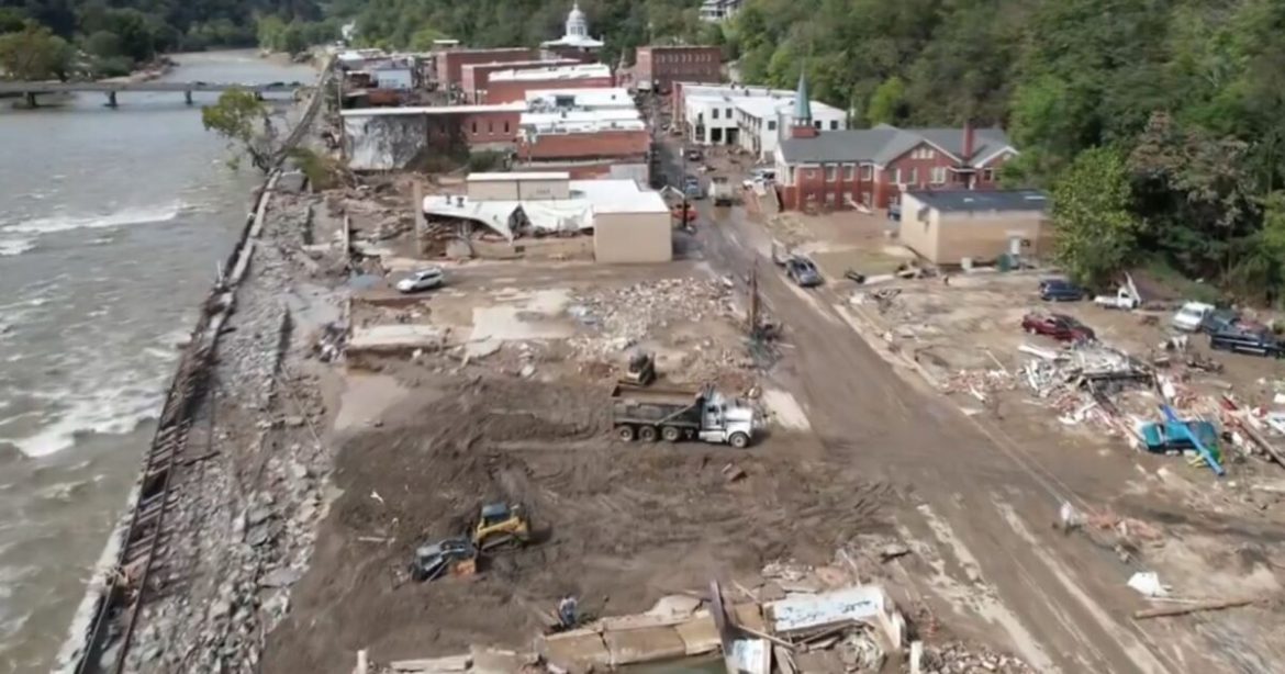 Journalist Exposes More Proof That FEMA Workers Collected Information About Politics of Disaster Victims