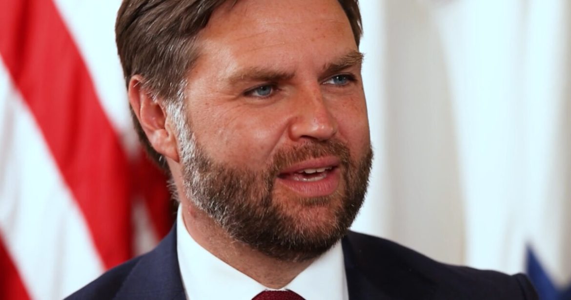 VP JD Vance Burns Elizabeth Warren with a Hilarious Reply After She Weighs In on the Gaza Peace Deal and Refuses to Give Trump Credit