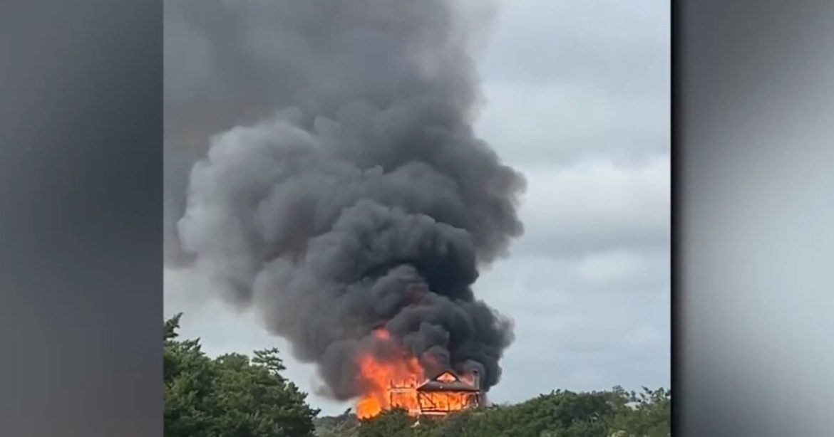 WATCH: Home of South Carolina Judge and Former State Senator Burned to the Ground – 3 Hospitalized WATCH: Home of South Carolina Judge and Former State Senator Burned to the Ground – 3 Hospitalized