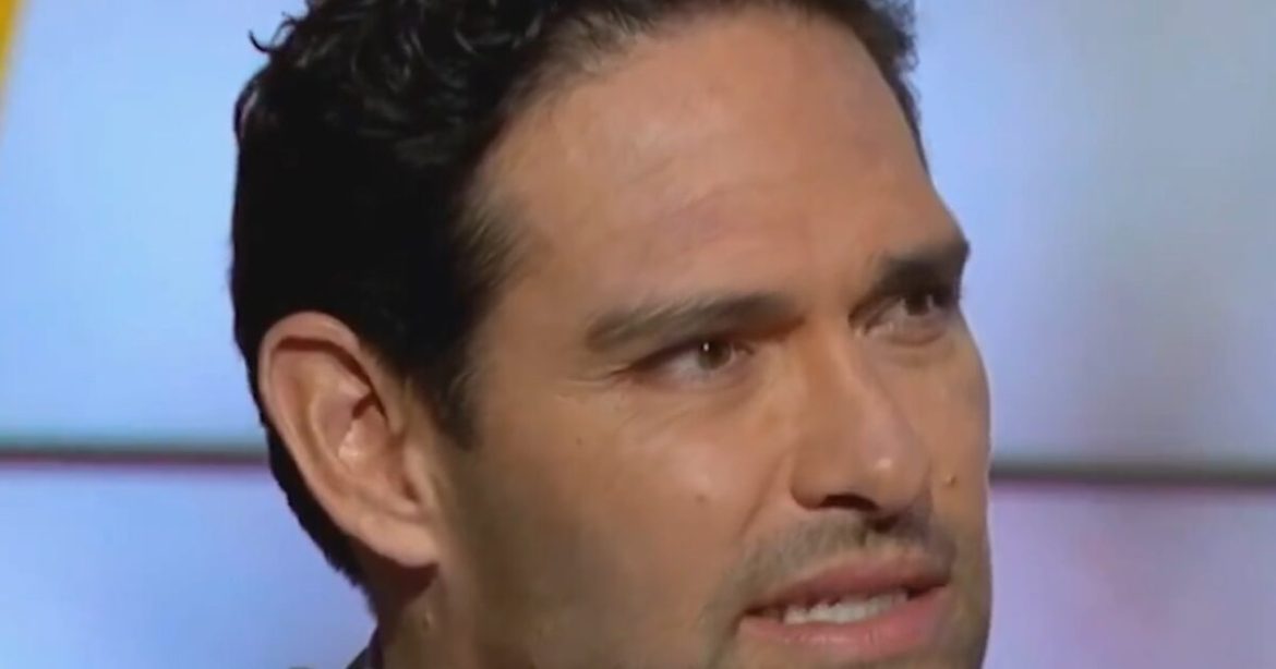 BREAKING: Former NFL Quarterback Mark Sanchez Severely Injured After Being Stabbing in Indianapolis BREAKING: Former NFL Quarterback Mark Sanchez Severely Injured After Being Stabbing in Indianapolis