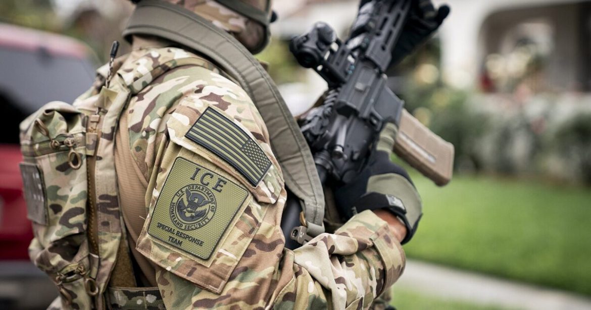 Federal Agents Arrest Chicago Gang Leader for Allegedly Ordering $10,000 “Murder-for-Hire” Plot on Border Patrol Officer Federal Agents Arrest Chicago Gang Leader for Allegedly Ordering $10,000 “Murder-for-Hire” Plot on Border Patrol Officer