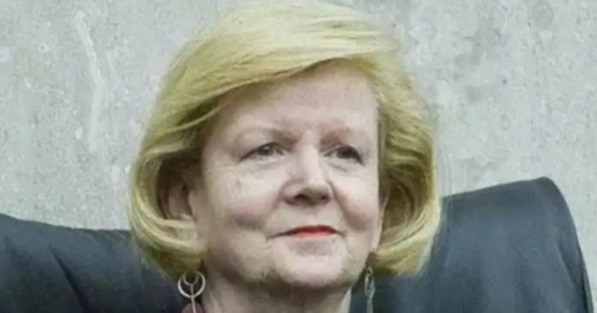 BREAKING: Lawless Clinton Judge BLOCKS President Trump’s Proof of Citizenship Requirement on Federal Voter Registration Forms BREAKING: Lawless Clinton Judge BLOCKS President Trump’s Proof of Citizenship Requirement on Federal Voter Registration Forms