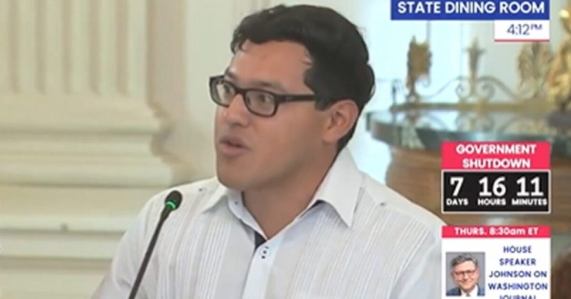 Watch Journalist Julio Rosas at White House Meeting, Explaining How Democrats and the Media Provide Cover for Antifa (VIDEO) Watch Journalist Julio Rosas at White House Meeting, Explaining How Democrats and the Media Provide Cover for Antifa (VIDEO)