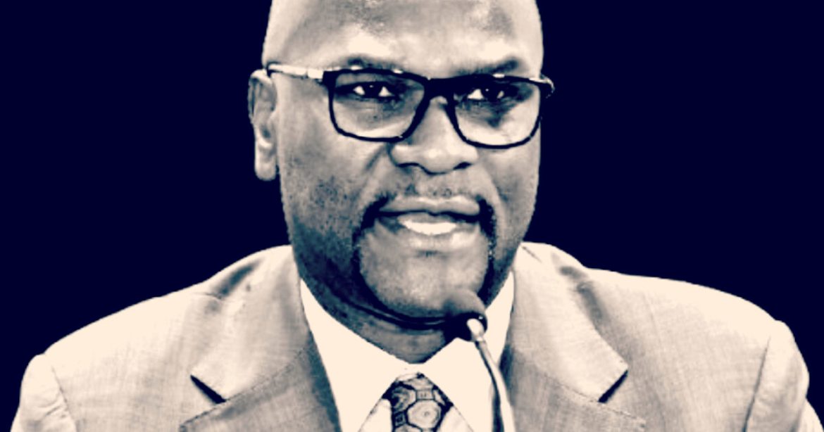 South African Ambassador to France Falls to His Death From 22nd Floor of Paris Hotel in Suspected Suicide South African Ambassador to France Falls to His Death From 22nd Floor of Paris Hotel in Suspected Suicide