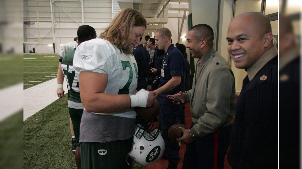 Former NY Jets Star Nick Mangold Dies at 41 Former NY Jets Star Nick Mangold Dies at 41