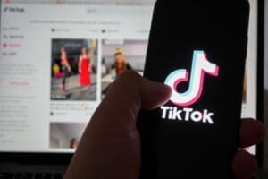 Turning Viral Trends into Long-Term Brand Growth Turning Viral Trends into Long-Term Brand Growth