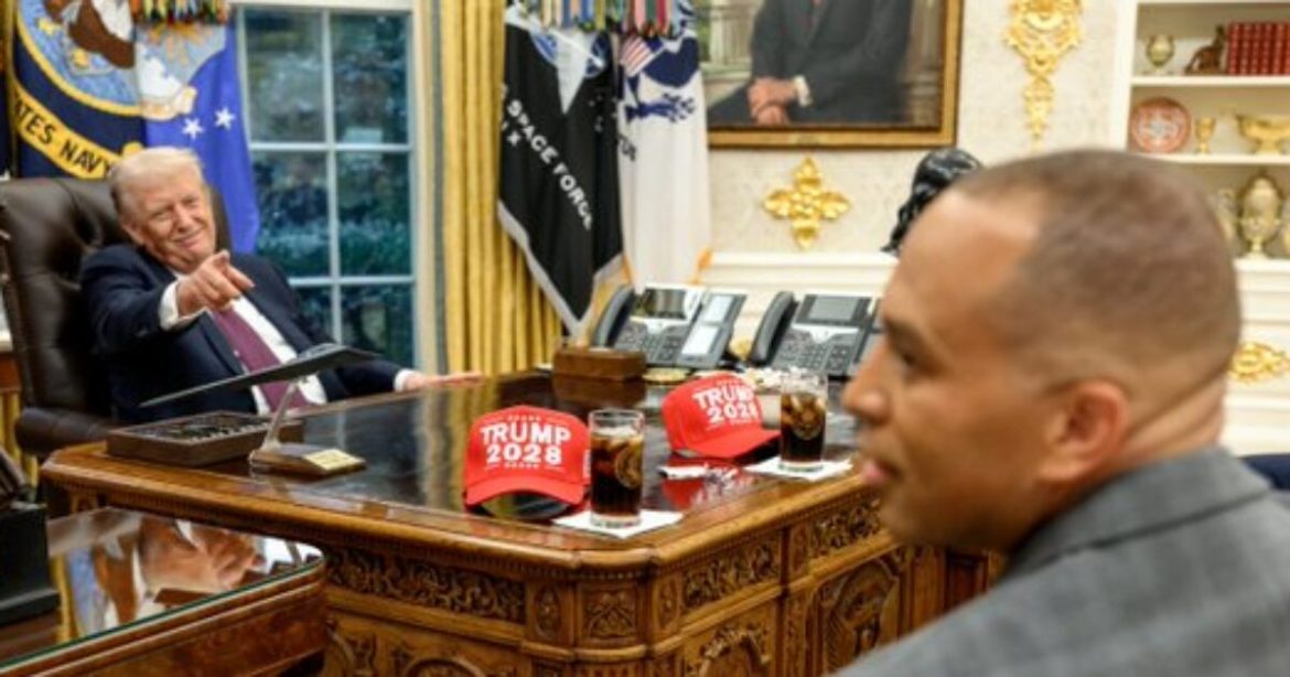 Trump Trolled Schumer and Jeffries With ‘Trump 2028’ Hats on Resolute Desk During Oval Office Budget Showdown (Photos) Trump Trolled Schumer and Jeffries With ‘Trump 2028’ Hats on Resolute Desk During Oval Office Budget Showdown (Photos)