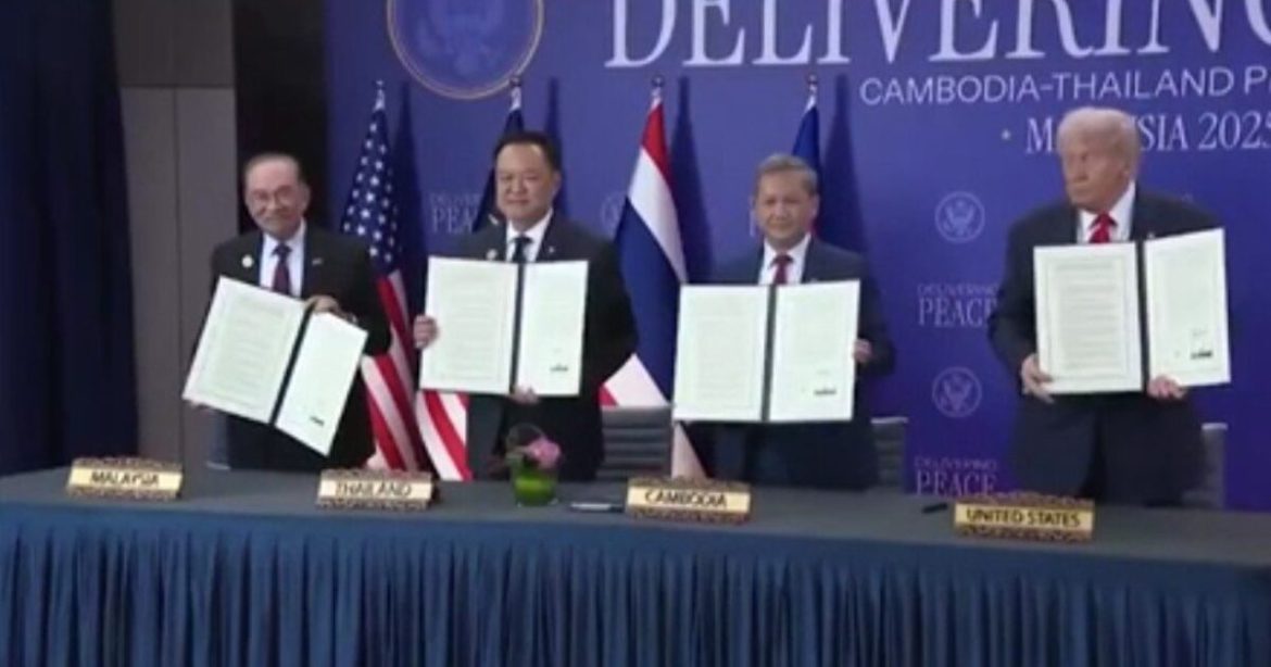 Peace President Trump Signs Thailand-Cambodia Peace Deal He Helped Broker During Stop in Malaysia Peace President Trump Signs Thailand-Cambodia Peace Deal He Helped Broker During Stop in Malaysia