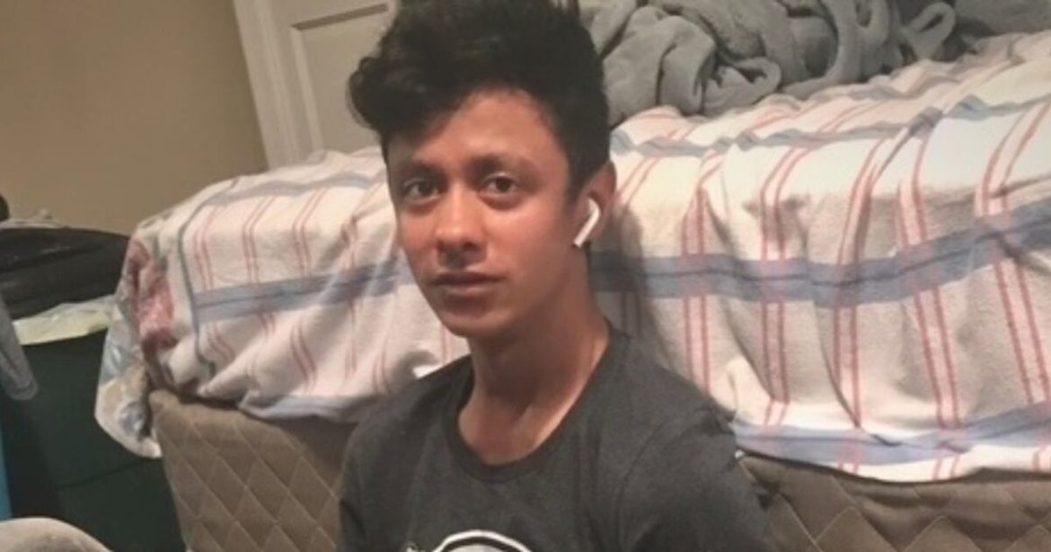 Honduran Illegal Alien Fleeing ICE Agents Fatally Struck by Vehicle on Virginia Highway, DHS Says Death is a Result of Liberals Urging ICE Targets to Avoid Detention Honduran Illegal Alien Fleeing ICE Agents Fatally Struck by Vehicle on Virginia Highway, DHS Says Death is a Result of Liberals Urging ICE Targets to Avoid Detention