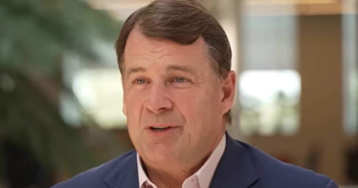 Ford CEO Claims He Can’t Fill 5,000 Mechanic Jobs That Pay $120,000 Per Year: ‘We Are in Trouble in Our Country’