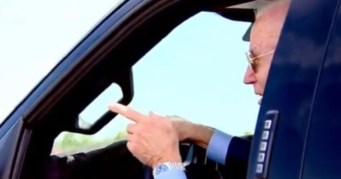 Ford Takes Massive $19.5 Billion Hit in Electric Vehicle Bust – Scraps Electric F-150 Truck Touted by Joe Biden