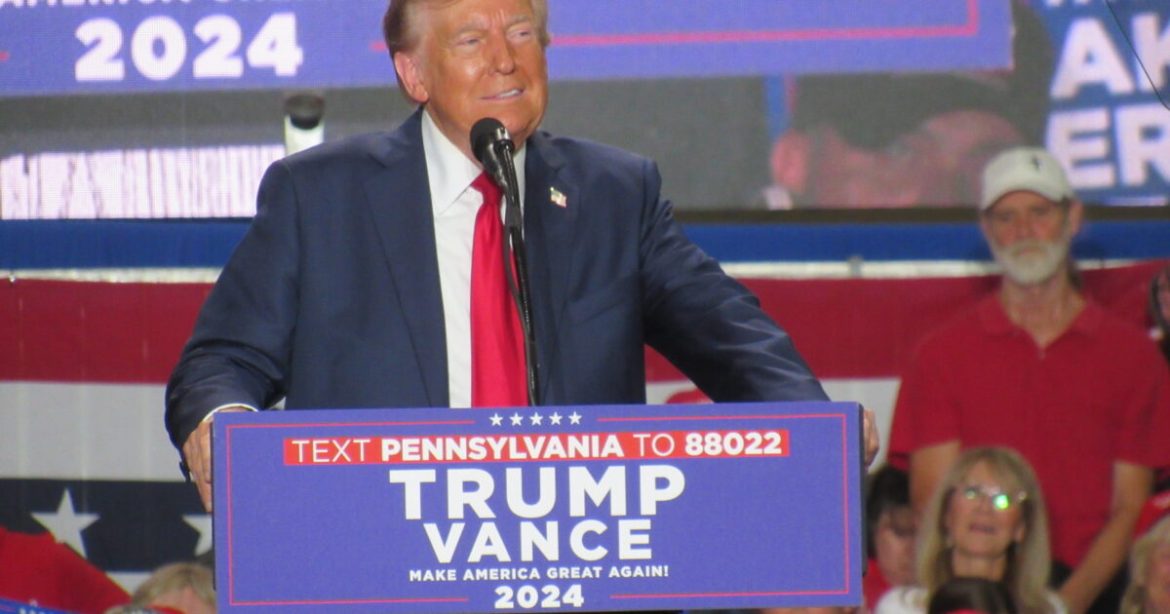 Democrats’ Sneaky Attempt to Defame President Trump as a P*dophile in New Epstein Photo Dump Fails in Embarrassing Fashion When This Unredacted Image Emerges (PHOTO)