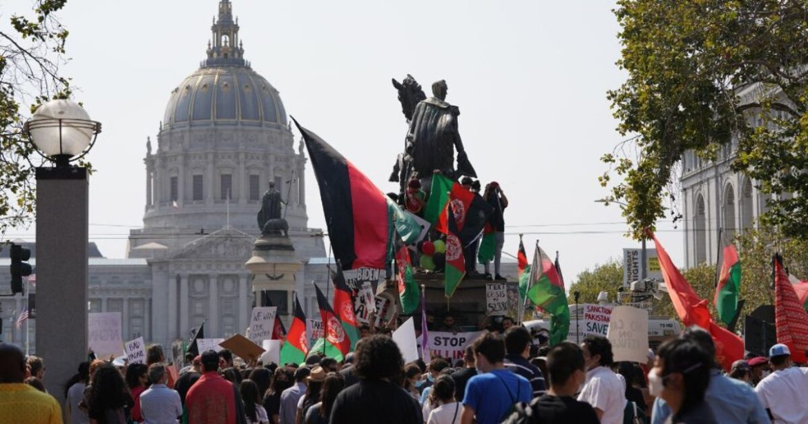 U.S. Intelligence Warns: More Than 2,000 Afghan Residents May Have Terrorist Links