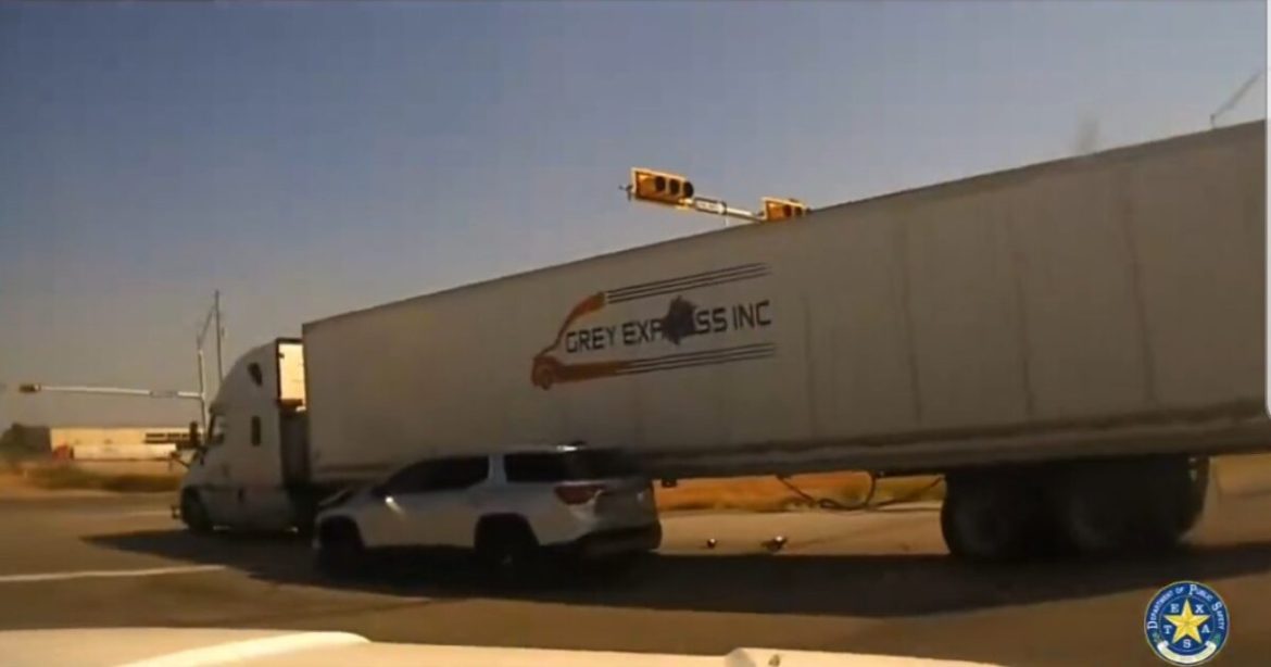 Texas DPS Pursue Human Smuggler Carrying Several Illegal Aliens in High-Speed Chase, Suspect Crashes into Commercial Truck (VIDEO)