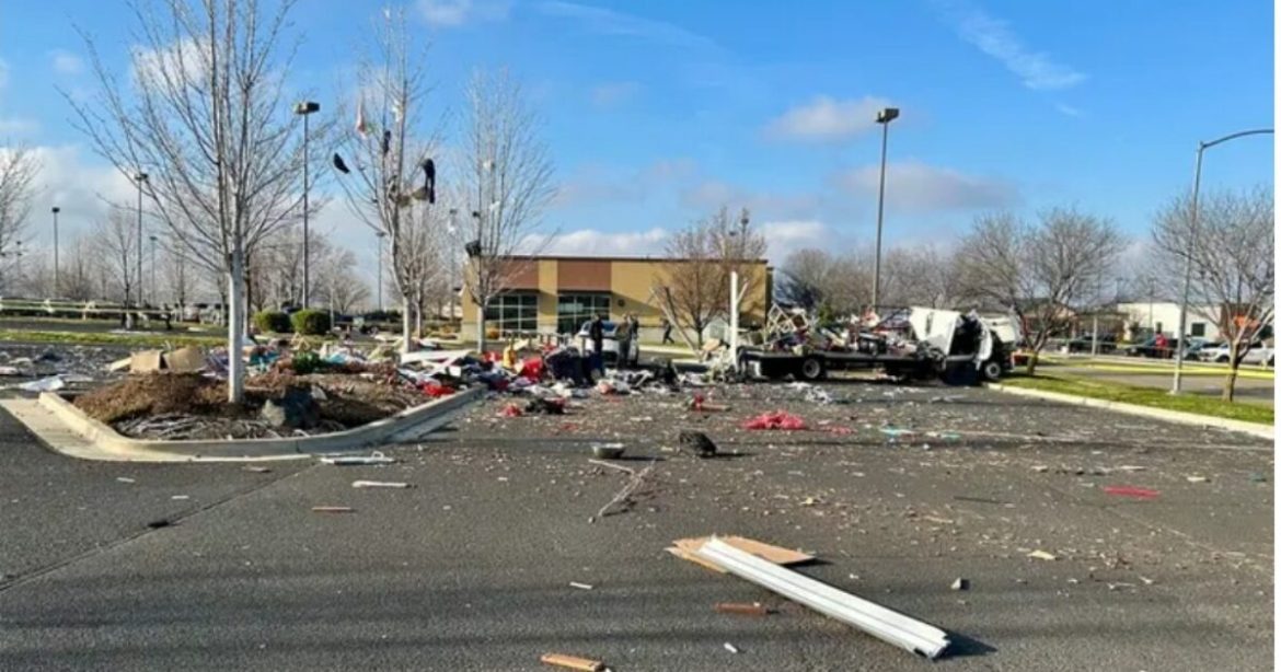 U-Haul Truck Explodes in Parking Lot of Idaho Retailer, One Person Dead