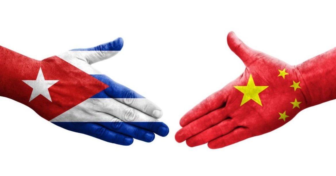 China injects 80 million dollars into the Cuban regime and sends thousands of tons of rice as the population remains trapped amid blackouts and shortages