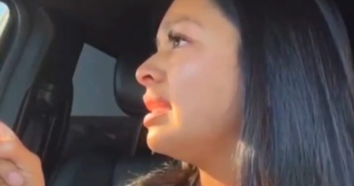 “These Guys Are Breaking My Windows!” – Far-Left Anti-ICE Agitator Livestreams Her Arrest as She Impedes Federal Agents (VIDEO)