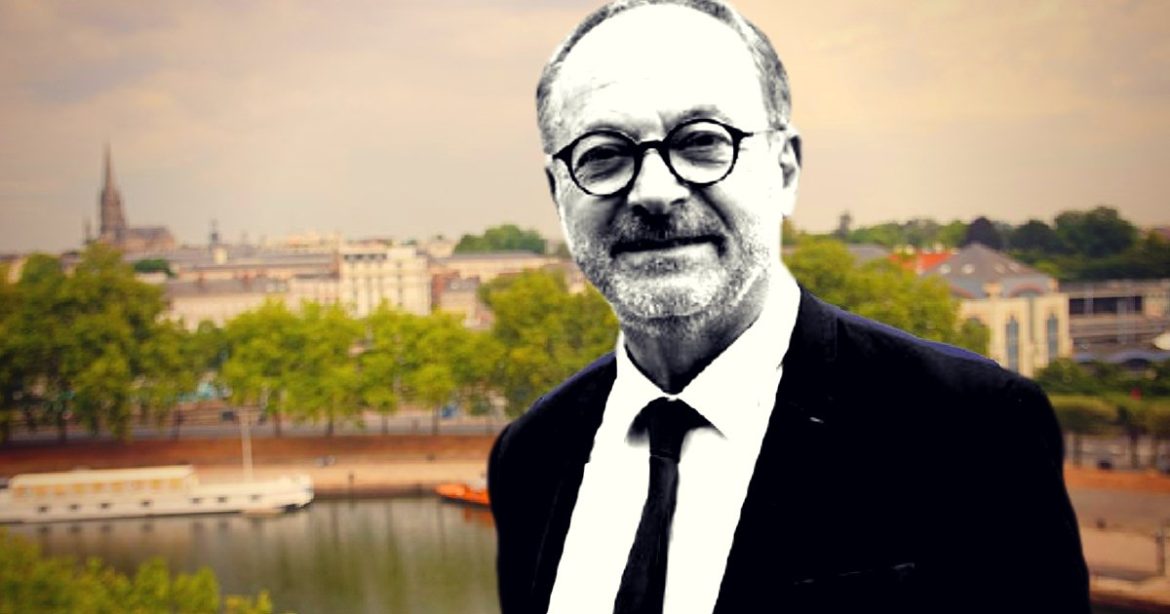 Former French Senator Joël Guerriau on Trial for Drugging Female National Assembly Member To Sexually Abuse Her