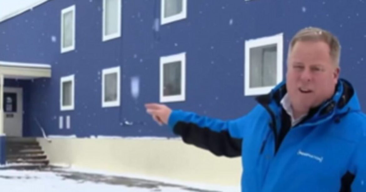 MORE FRAUD? Reporter in Maine Finds Building With Ten Somali-Owned Home Healthcare Companies – Landlord Says No One is Ever There (VIDEO)