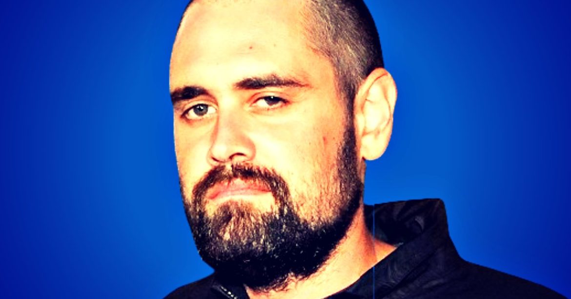 Nick Reiner’s Siblings Cut Off His Defense Fund, Leaving Him To Fight Charges of Murdering Parents With a Public Defender: REPORT