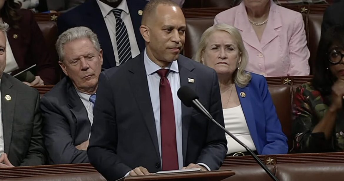 Democrats Are Being Warned Not to Say ‘Abolish ICE’ Because it’s a Losing Political Message