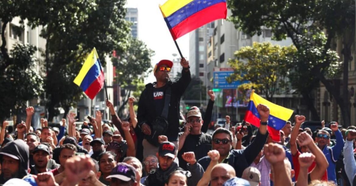 Venezuelan Exiles Confront Pro-Maduro Protests Abroad as Global Celebrations Mark Regime’s Fall