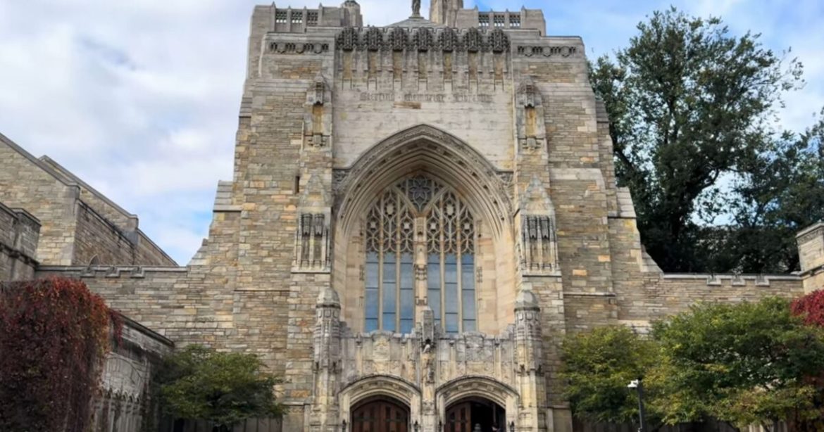 Top University’s Professors Overwhelmingly Donate to Democrats Despite University’s Claim of Independence From Political Views