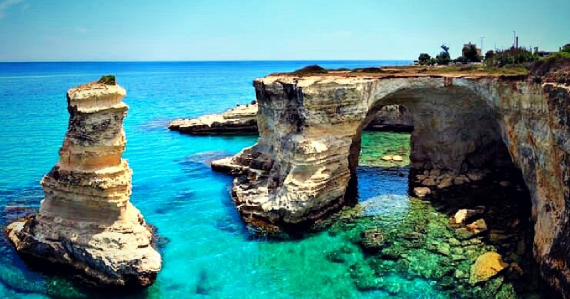 ‘Arch of Love’ Collapses — Famed Torre Sant’Andrea in Italy Shattered After Storm Hit It on Valentine’s Day (VIDEO)