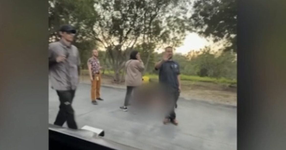 WHOA! Man Strips Naked in Front of Families on Universal Studios Tour, Taunts Employees, Rolls Around on Floor (VIDEO)