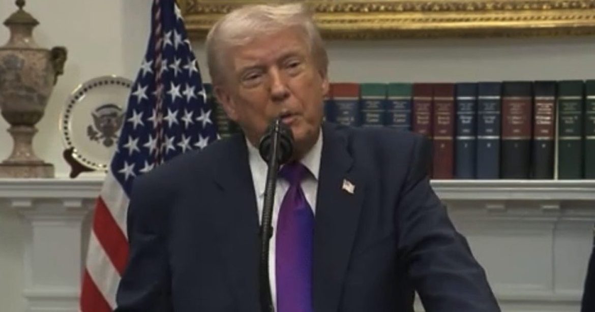 (VIDEO) Trump Defends Lion King Obama Monkey Meme when Asked by Reporter if He Fired or Disciplined Staffer