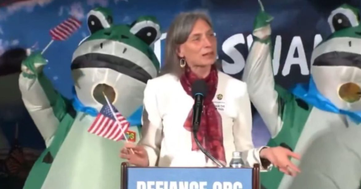 Democrats Stage Bizarre ‘State of the Swamp’ Circus with Inflatable Frogs to Counter Trump’s SOTU (VIDEO)