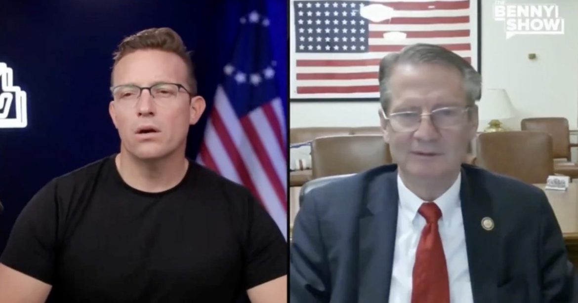 ‘He was Created… He’s Not Organic’ — Rep. Tim Burchett Claims Barack Obama Was ‘Created by the Deep State’ — Alleges Jeffrey Epstein Operated Freely During Obama Years