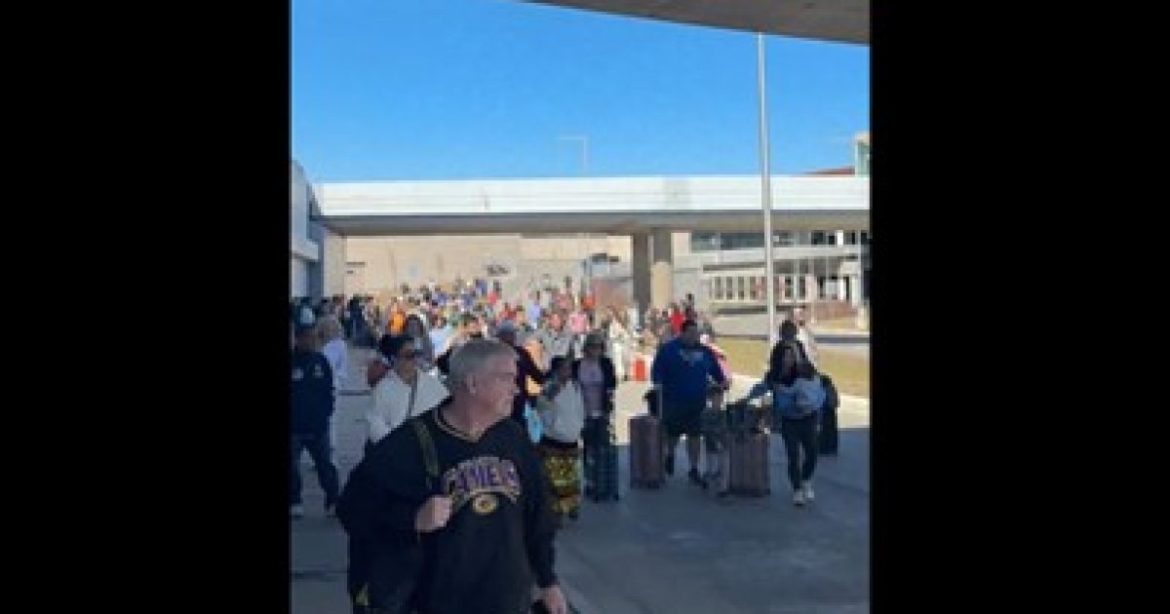 DEVELOPING: Kansas City International Airport Evacuated of All Travelers and All Flights Grounded Due to a “Serious Incident” – FBI Responding