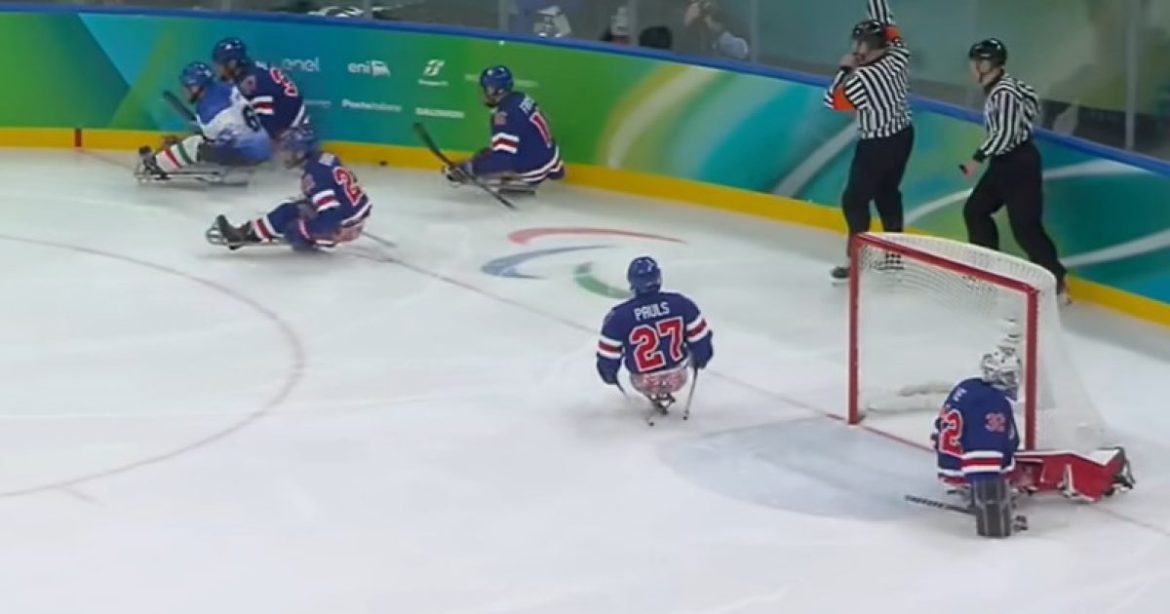 Ouch! Canada Loses to US Again – This Time in Paraplegic Hockey