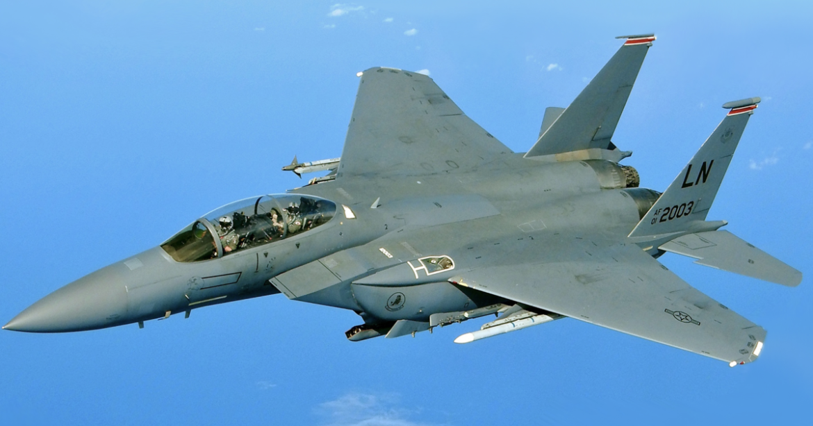 US Embassy Orders Americans to Shelter in Place as F-15 Fighter Jets Fall From Sky in Kuwait