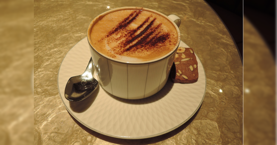 A Florida Cafe Employee’s Tirade Against a Military Family Sparks Outrage- Employee Quickly Terminated